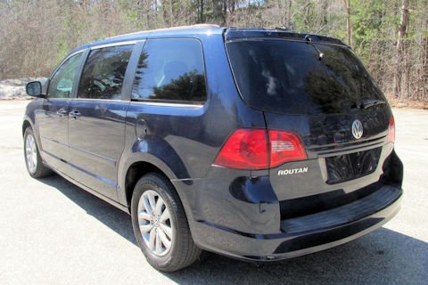 VW Routan Service Guide (2008-2015)