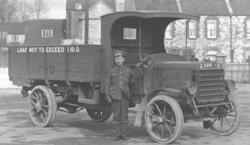 AEC/LGOC B type truck