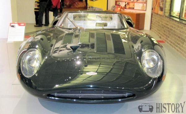 Jaguar XJ13 front view