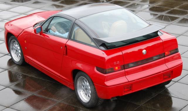 Alfa Romeo SZ Zagato rear view