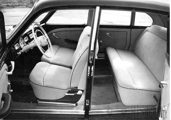 1956 BMW 502 Interior view