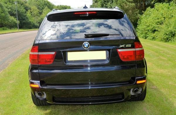 BMW X5 3.0d rear view e70