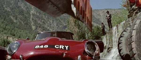 1961-Jaguar-E-Type-The-Italian-Job-Movie-1969