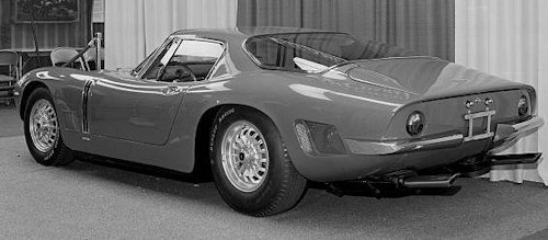 Bizzarrini equipped the GT 5300