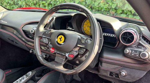 Ferrari F8 Tributo dash
