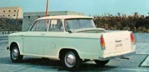 Datsun 320