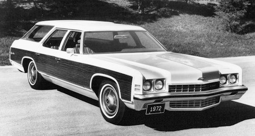 Chevrolet Kingswood estate second generation