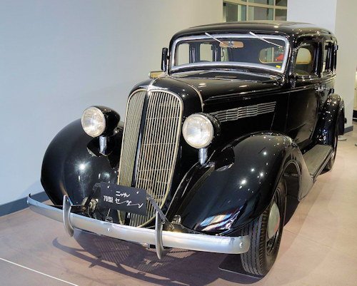 Nissan 70