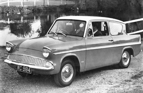  Ford Anglia 105E