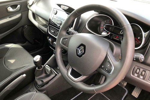 Renault Clio IV inside