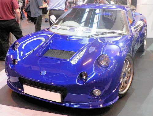 Larini (Sculptural Engineering) Automotive manufacturer of Ringwood, Hampshire; United Kingdom From 1999 to 2006.