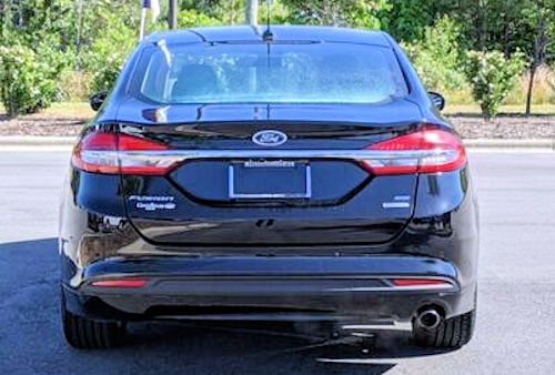 Ford Fusion back virew Second generation (US) 