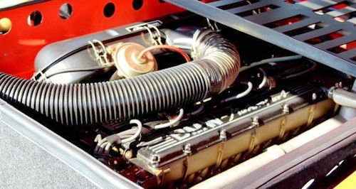 BMW M1 engine