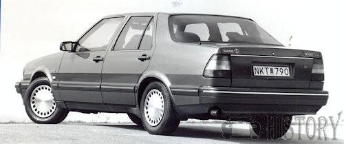 Saab 9000 CD rear view