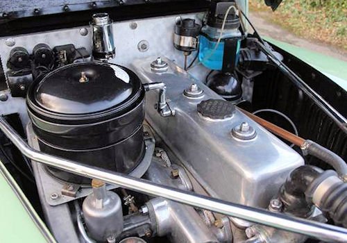 Daimler Eighteen DB18 engine