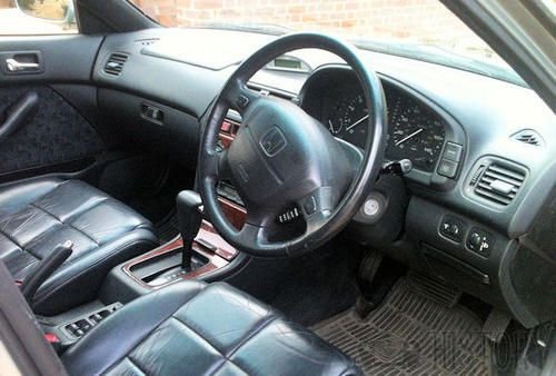 Honda Accord Fifth generation Europe interior