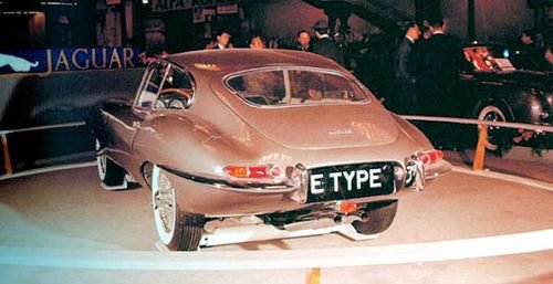 1961 Jaguar E-type rear