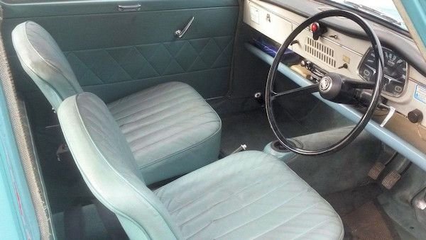 Austin A40 Farina Mark I interior