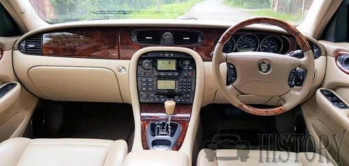 Jaguar XJ X350 interior