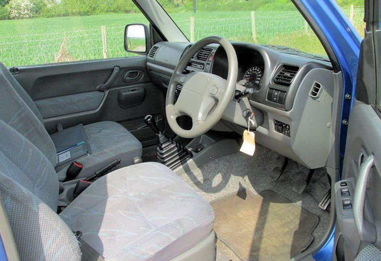 Suzuki Jimny Third generation interior