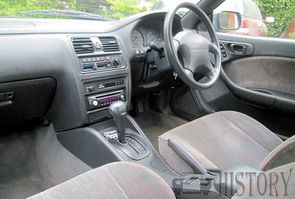 Subaru Legacy second generation interior