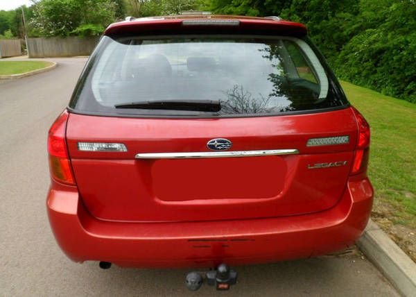 Subaru Legacy fourth generation rear view 2004
