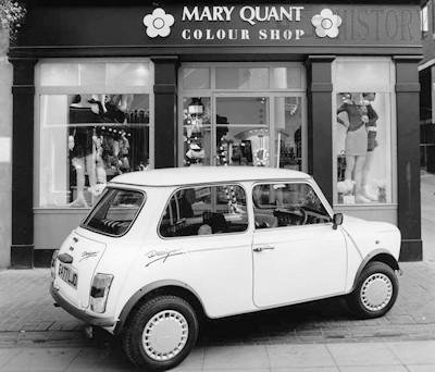 Mini classic limited edition Mary Quant Designer