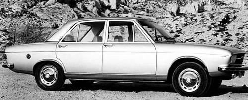 Audi 100 C1 First Generation  saloon 1972 side