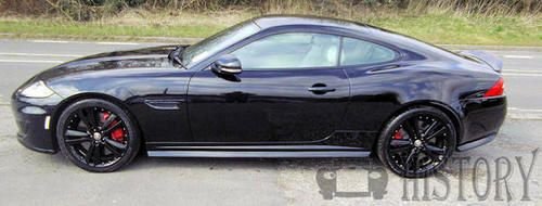 Jaguar XK side view coupe